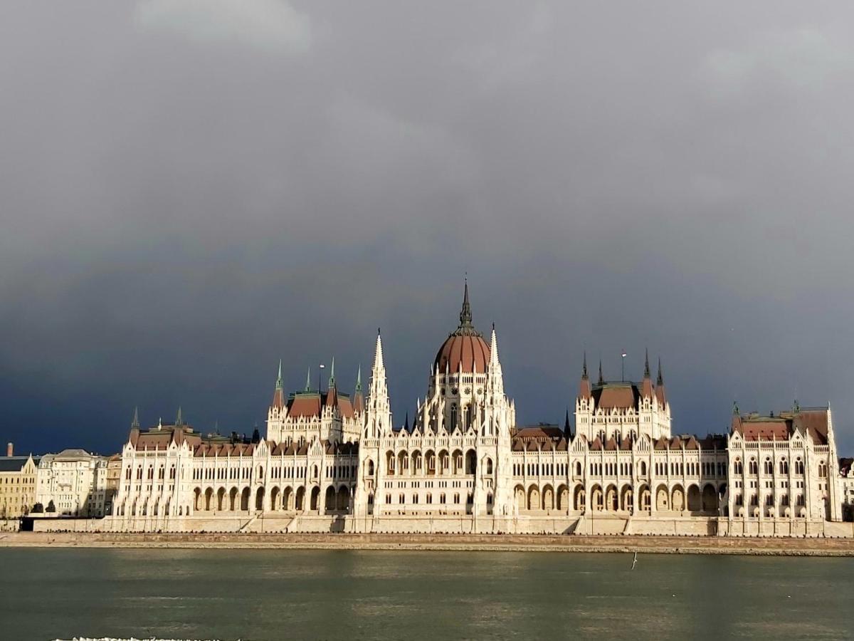 Ferjoe'S Home Apartman Budapest Kültér fotó