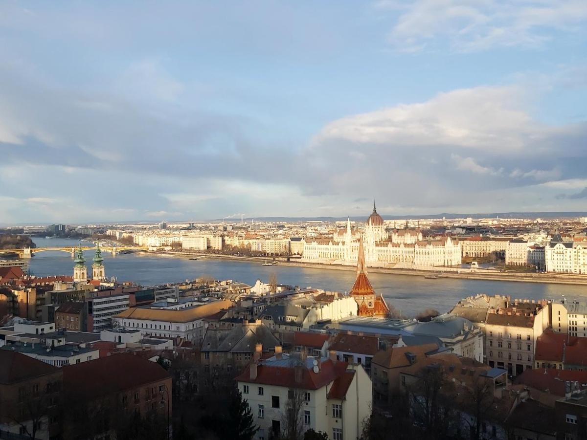 Ferjoe'S Home Apartman Budapest Kültér fotó
