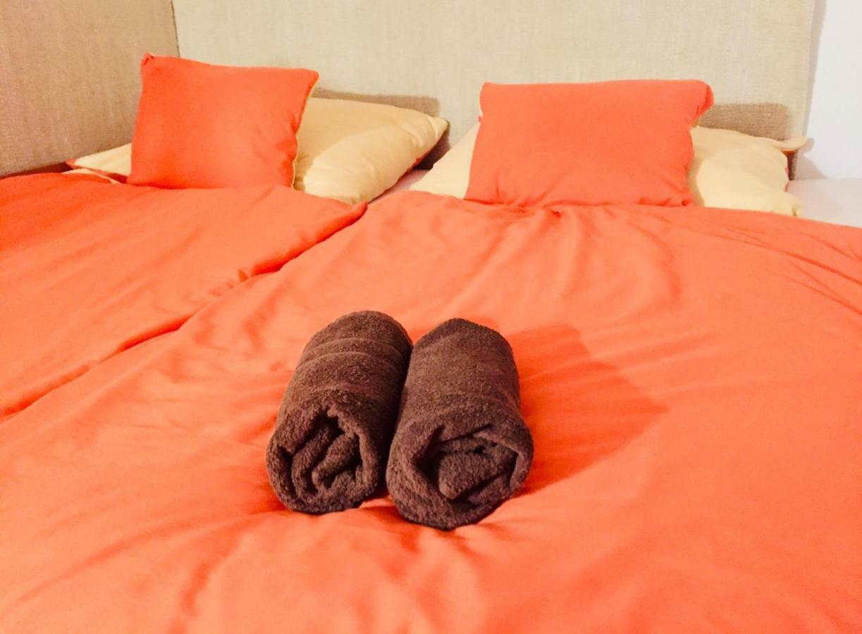 Ferjoe'S Home Apartman Budapest Kültér fotó