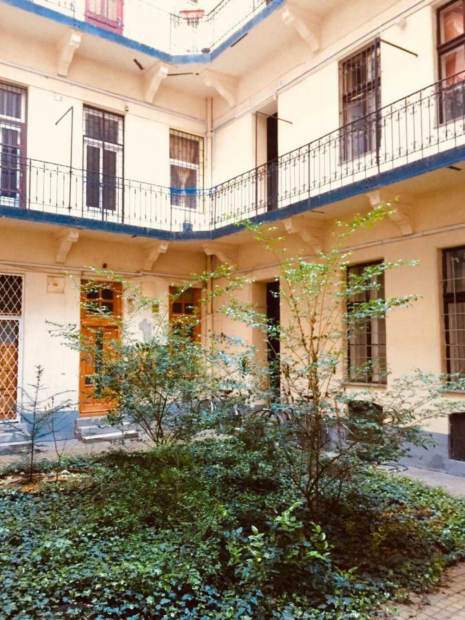 Ferjoe'S Home Apartman Budapest Kültér fotó
